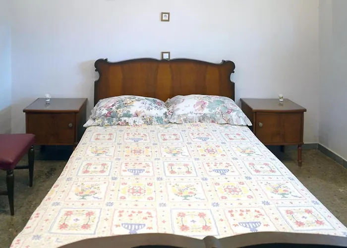 Veni Olive House 펜션 칼라마타