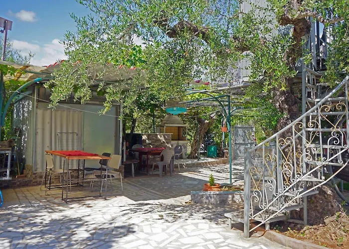 Veni Olive House Casa de Férias *